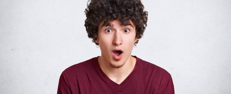 cuales son las causas que provocan granos en la lengua