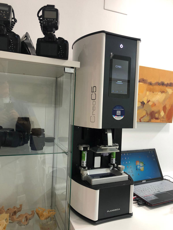 en que consiste el proceso de implantologia guiada con ferulas 3d