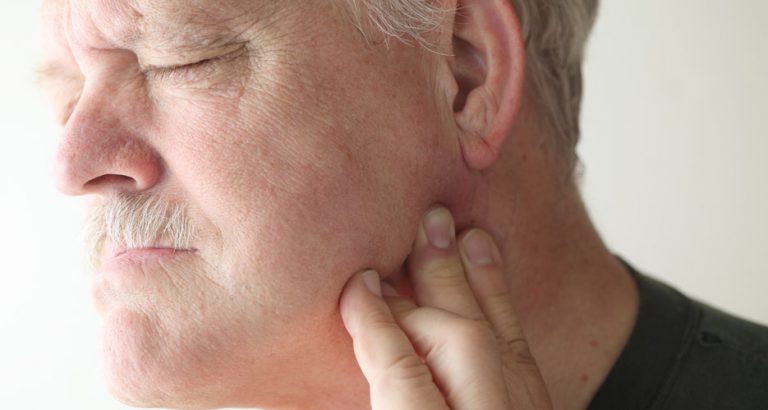 Infeccion en implantes dentales