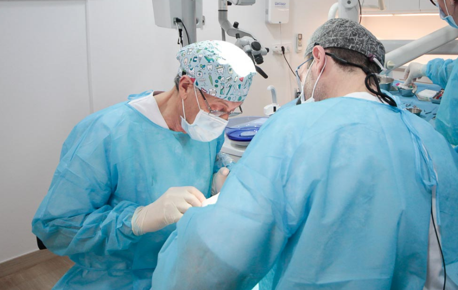 penarrocha cirugia implantes dentales idim valencia